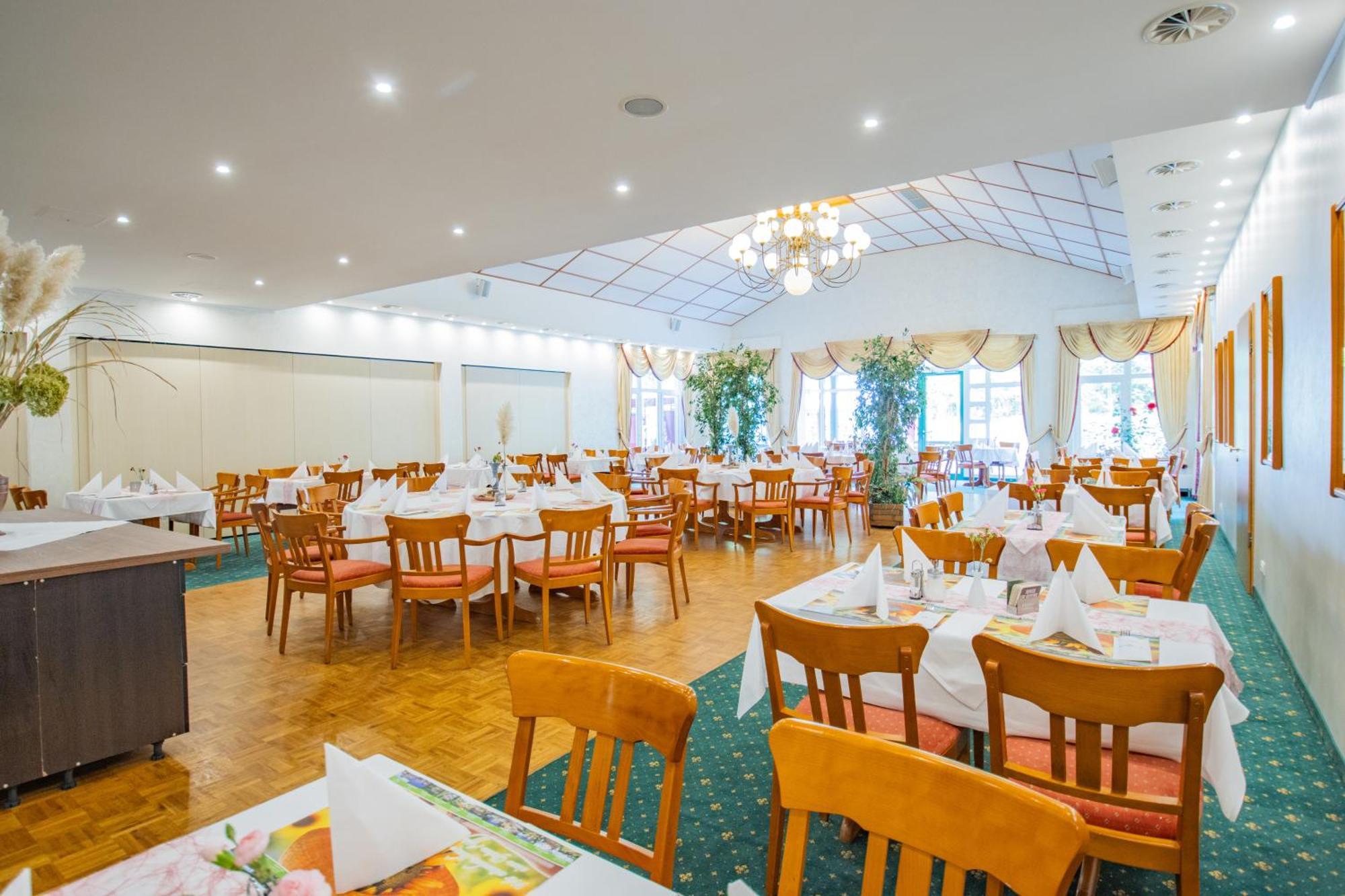 Neuhausen  Ferien Hotel Spree-Neisse מראה חיצוני תמונה